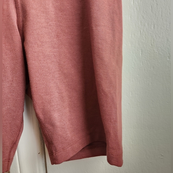 NWT Old Navy- Crossover Bike Shorts - Picture 4 of 8